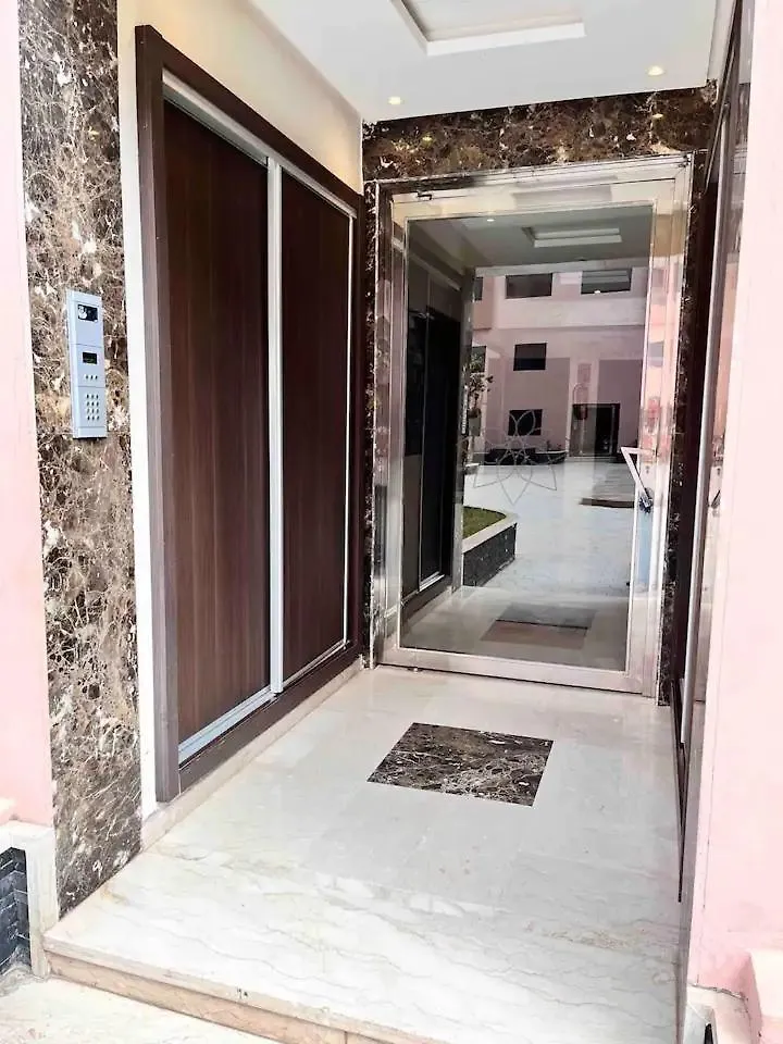 Flat In Marrakech Daire Marakeş
